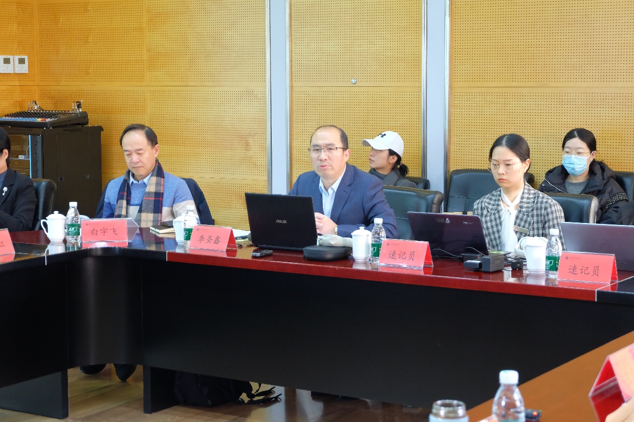 f15f27e026844a4ba20ce8d99ca60e2e.jpg f15f27e026844a4ba20ce8d99ca60e2e.jpg