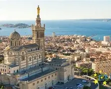 db真人网页版-勇士不敌热火库里飚中三分点燃观众