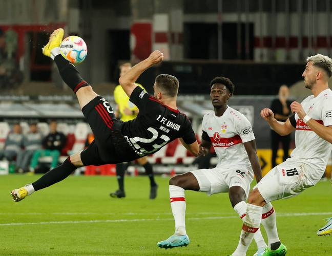 亚特兰大训练开放日，赛前队长鼓劲引欢呼，德国杯在即，身体对抗强度拉满