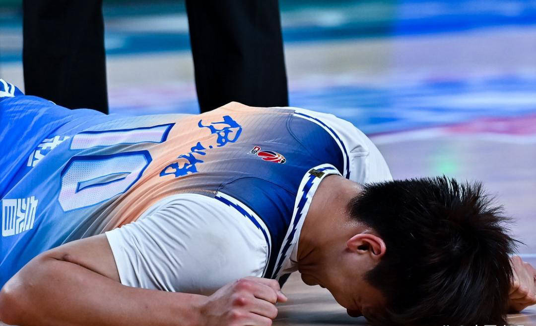 DB真人体育-苏雨眠邵温白剧情悬念